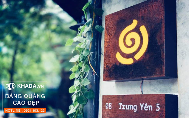 Thiết kế bảng hiệu quán cafe phong cách ấn tượng