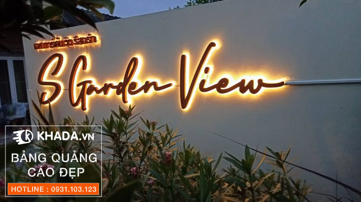 Bảng hiệu chữ nổi sắt sơn rỉ sét hot trend | Khada Decor