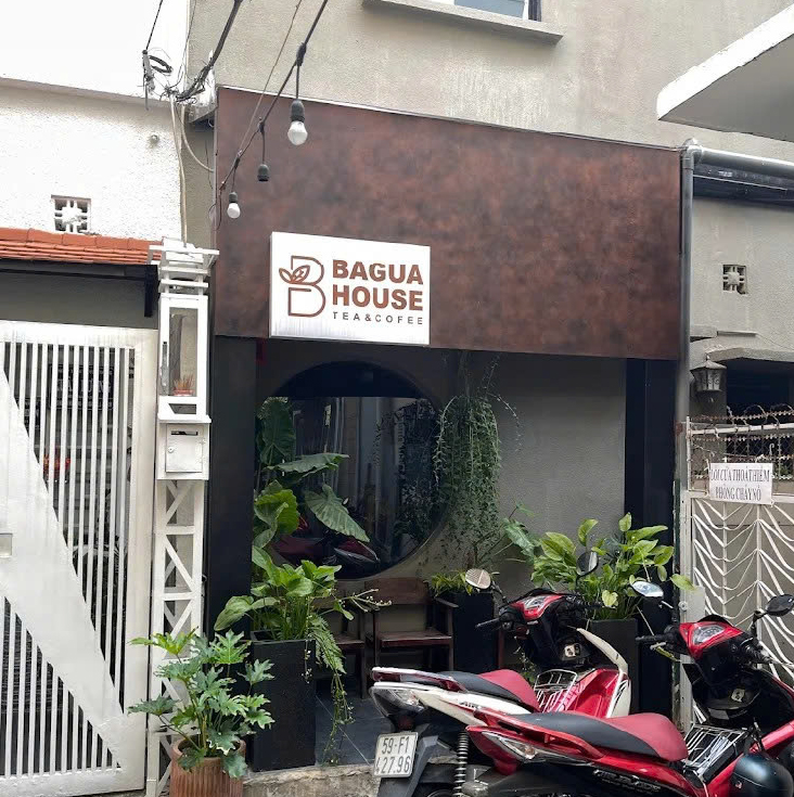 Thi công bảng hiệu Bagua House Chốn Chill Mới Tại Quận 1 - Khada Decor