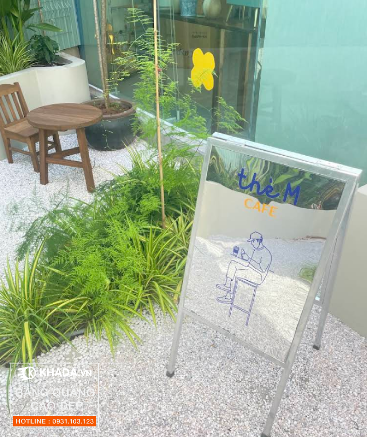 Thiết kế thi công bảng hiệu decor trọn gói - Thè M Cafe