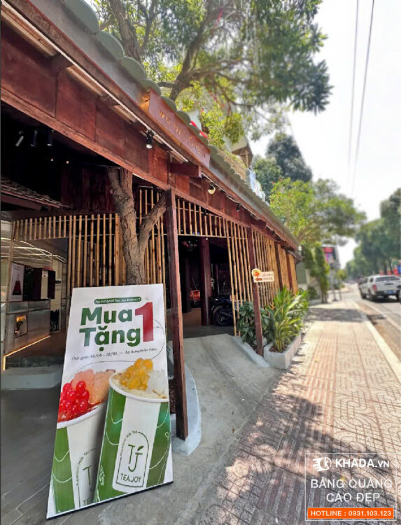 Decor Bảng đứng 2 mặt quán cafe