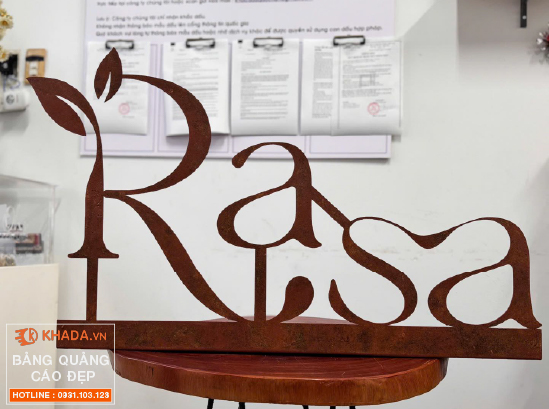 Chữ sắt nghệ thuật theo yêu cầu sơn rỉ sét | Khada Decor