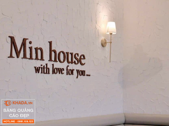 Nhận Diện Thương Hiệu với Xu Hướng Bảng Hiệu Chữ Nổi Sắt Thép Sơn Rỉ Sét Độc Đáo