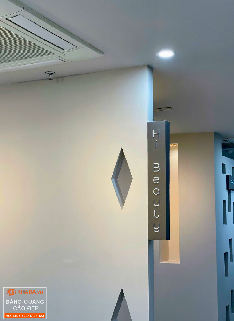 Thi công bảng hiệu salon tóc SEVEN HAIR SALON Quận 7