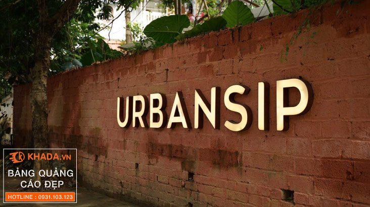 Decor Bảng Thép Rỉ Sét Cafe UrbanSip Thái Nguyên Dấu ẤN Thương Hiệu | Khada Decor