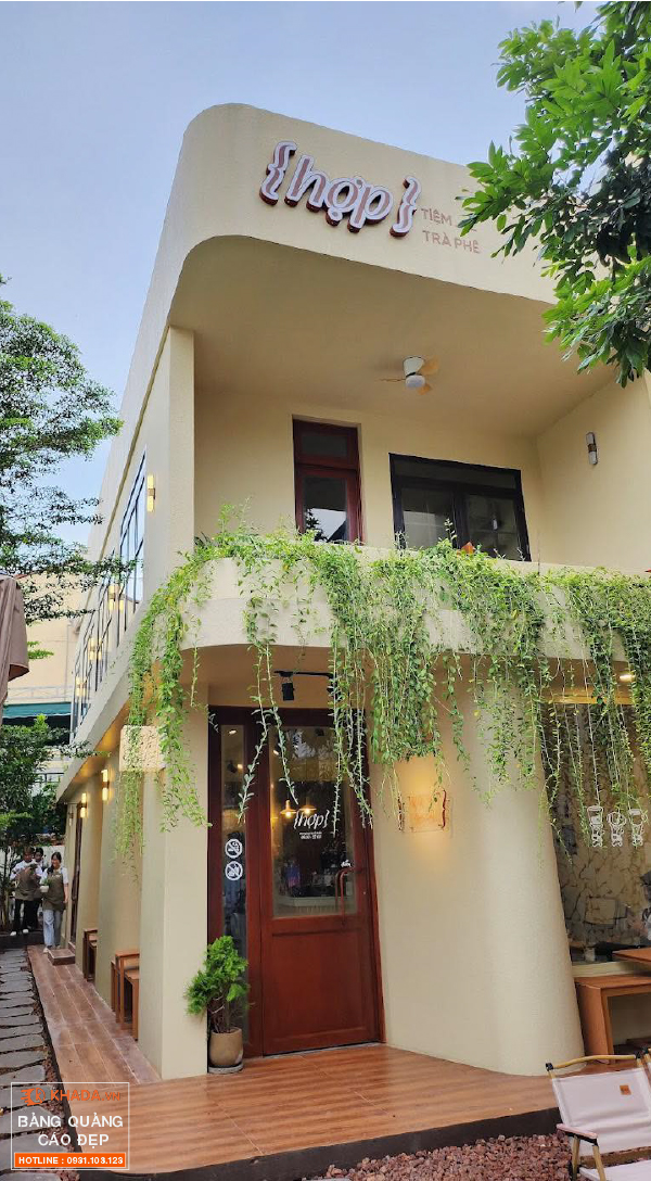 Khada Decor Tạo Không gian chuẩn “gu” phong cách industrial rỉ sét, vintage tối giản - {HỢP} Tiệm Trà Phê