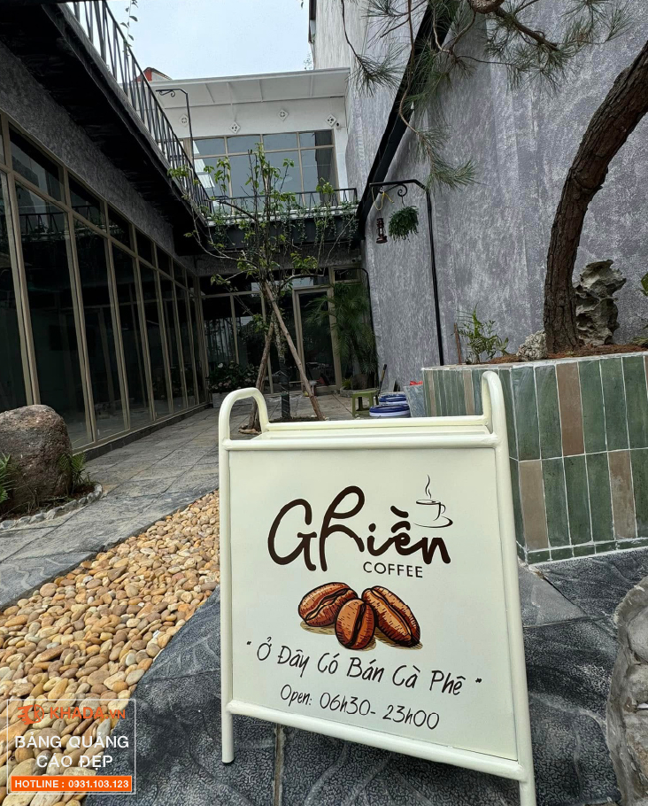 Decor bảng hiệu chữ nổi quán Ghiền Coffee xinh xắn trọn gói