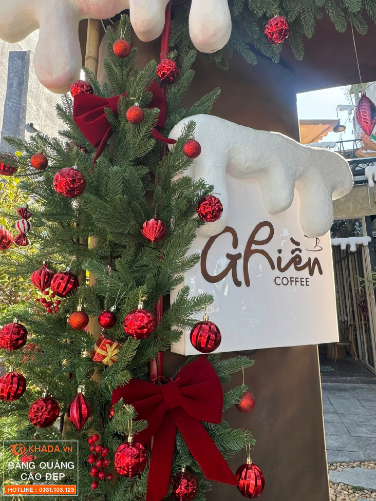 Decor bảng hiệu chữ nổi quán Ghiền Coffee xinh xắn trọn gói