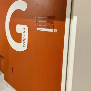 KHADA DECOR – Đối Tác Thi Công Bảng Hiệu Được Tea Joy Tin Tưởng