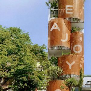 KHADA DECOR – Đối Tác Thi Công Bảng Hiệu Được Tea Joy Tin Tưởng