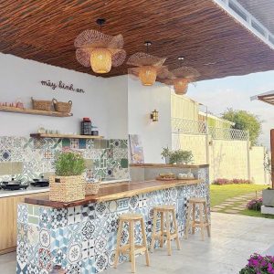 Chữ decor hiệu ứng rỉ sét Mây Bình An homestay Bảo Lộc