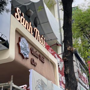 Decor Bảng Hiệu Chữ Nổi Quán Ăn Sành Thái