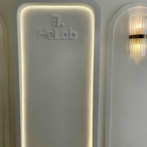Thi công bảng hiệu chữ nổi công ty TNHH HELAB
