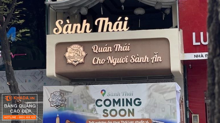 Decor Bảng Hiệu Chữ Nổi Quán Ăn Sành Thái | Khada Decor