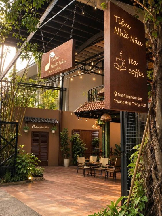 Decor Bảng Hiệu Gỉ Sét Tiệm Nhà Nâu Không Gian Ấm Áp Và Gần Gũi