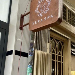 Làm bảng hiệu hộp đèn