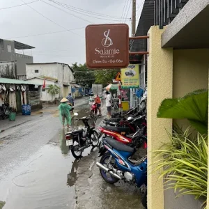 Thi công bảng hiệu spa chăm sóc da và thư giản Salamie