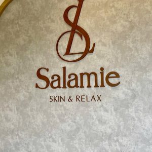 Thi công bảng hiệu spa chăm sóc da và thư giản Salamie