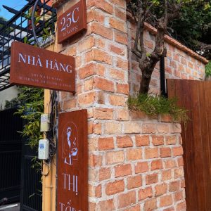 Làm bảng hiệu hộp đèn