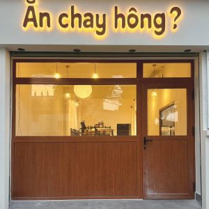 Bảng hiệu chữ nổi sơn rỉ sét | KHADA Decor