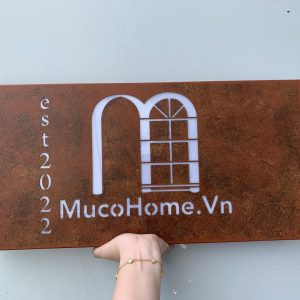 Bảng hiệu Hộp đèn sơn rỉ sét | KHADA Decor