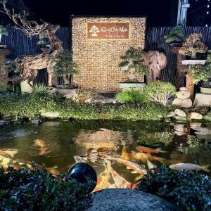 Bảng hiệu Hộp đèn sơn rỉ sét | KHADA Decor