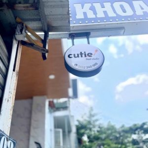 Hộp đèn mica hút nổi hình tròn | KHADA Decor