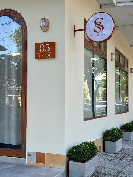 Bảng Hiệu Chữ Nổi Rỉ Sét Hộp Đèn Sentory Coffee Đà Nẵng