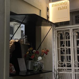 Top 30+ Mẫu Hộp Đèn Mica Không Viền Đẹp Cho Mặt Tiền Nhỏ