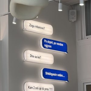 Top 50+ Mẫu Hộp Đèn Mica Không Viền Đẹp Hiện Đại 2026